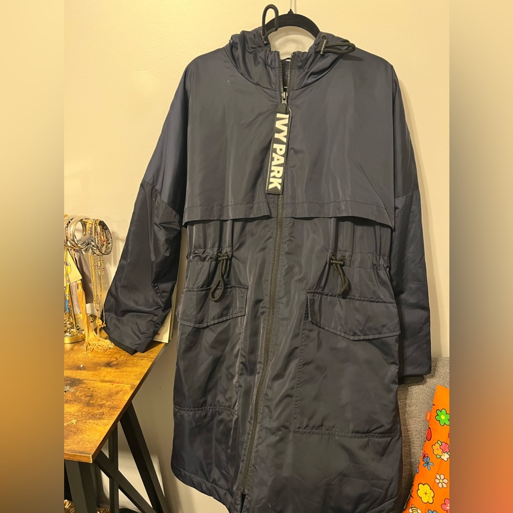 Ivy Park Light Jacket | Women’s small